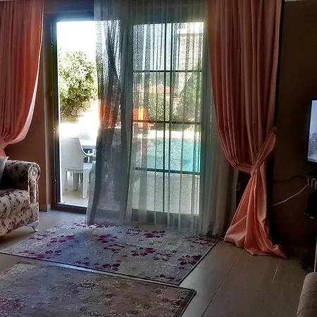 Jasmin Oludeniz
